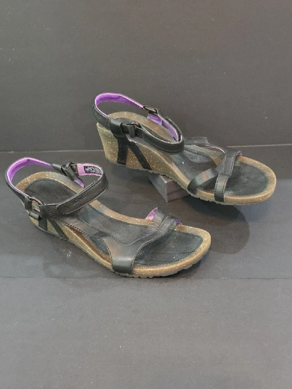 Teva Cabrillo Women's Black Wedge Sandals with Purple Lining Size 10